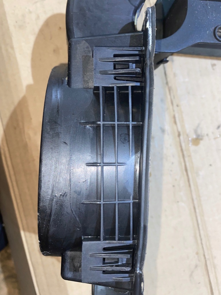 фото №10, Audi a4 b8 lx5x кришка заливної пального 8k0809999a