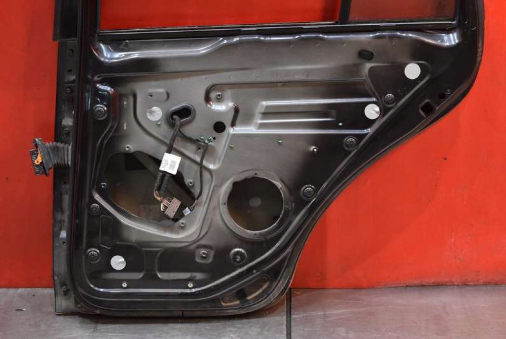 фото №13, Дверь правое задняя задние lc9z vw golf 5 v plus 03-09