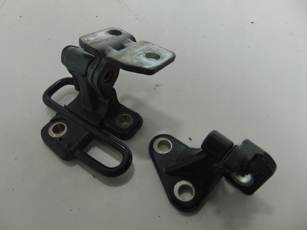 фото №1, Петля дверь правых peugeot rcz kuac