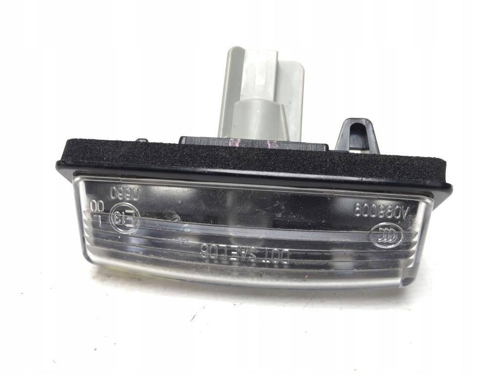 фото №1, Micra k14 лампа освещение номерного знака регистрационного