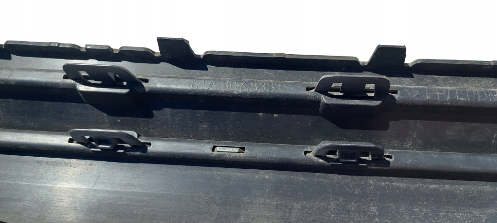 Купити Audi q2 lift s line решітка бампера задня 81a807833