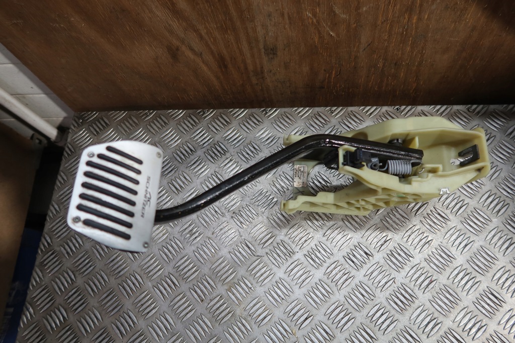 фото №1, Педаль гальма bmw x5 e70 6770693