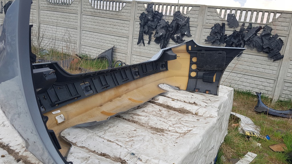 фото №14, Бампер задня 4x pdc mercedes w251