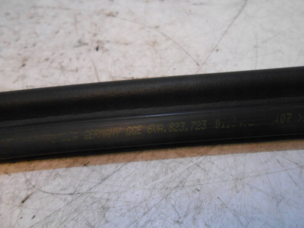 фото №7, Skoda fabia iv 4 прокладка жабо капот отсек двигателя 6va823723