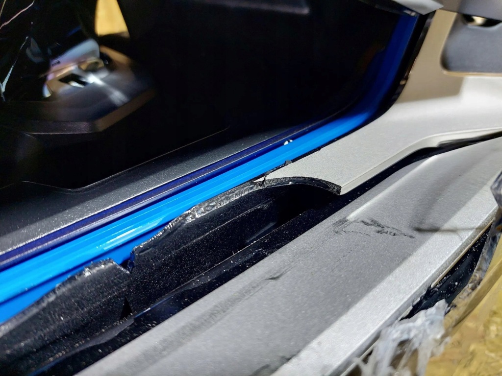 Купить Лампа правая передняя bmw ix i20 5a3cea204 0.02l дизель 2022