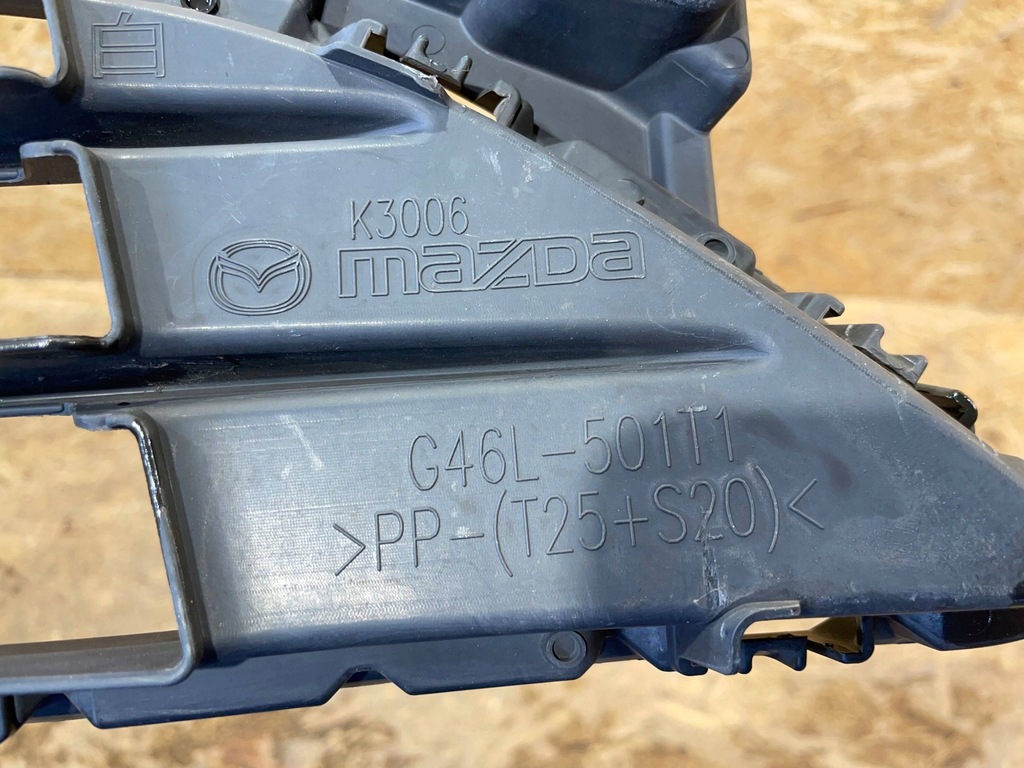 фото №9, Mazda 6 gj iii 3 lift 15-18 решётка радиатора решётка бампера средняя перед передняя