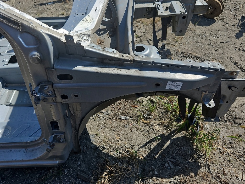 фото №1, Лонжерон правая подкрылок четверть dacia sandero ii 12-20 eu