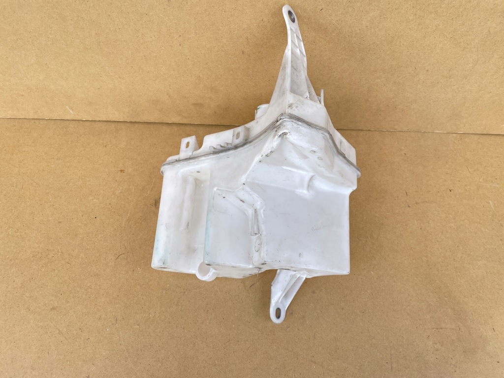 фото №1, Бачок омывателя toyota c-hr chr 2016-