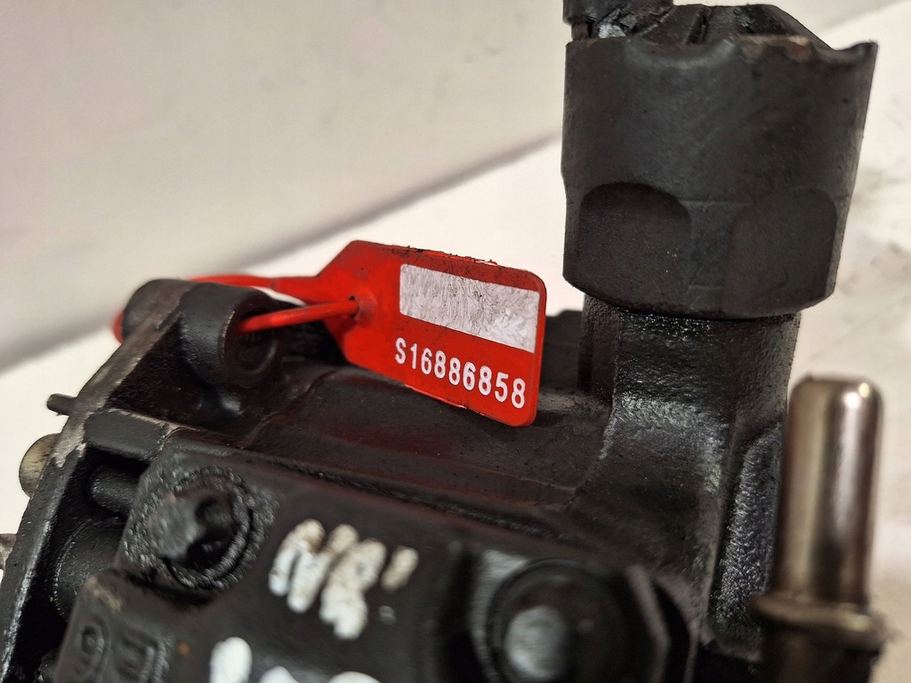 фото №7, Насос впрыскная siemens 9658193980 peugeot 407 citroen c5 ii 2.0 hdi 04-