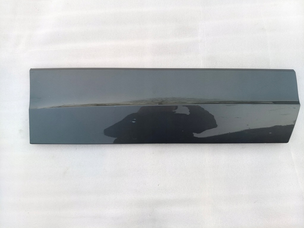 фото №1, Vw t-roc r-line молдинг двері правий задня 2ga853864