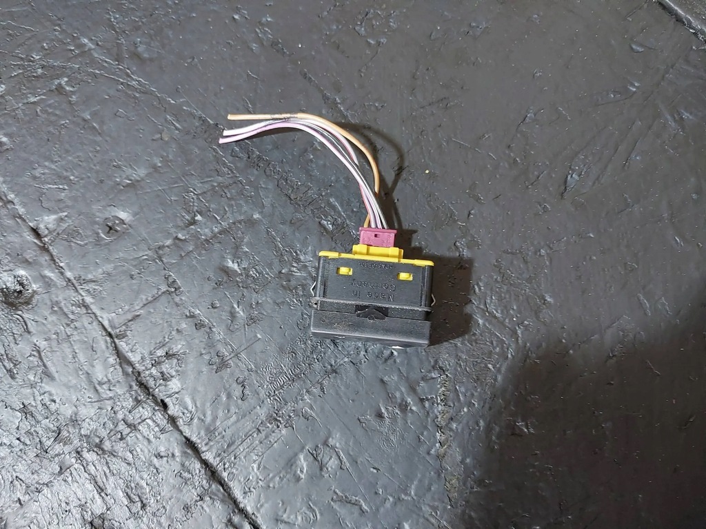 фото №7, Кнопка скло bmw 3 e36 8368941