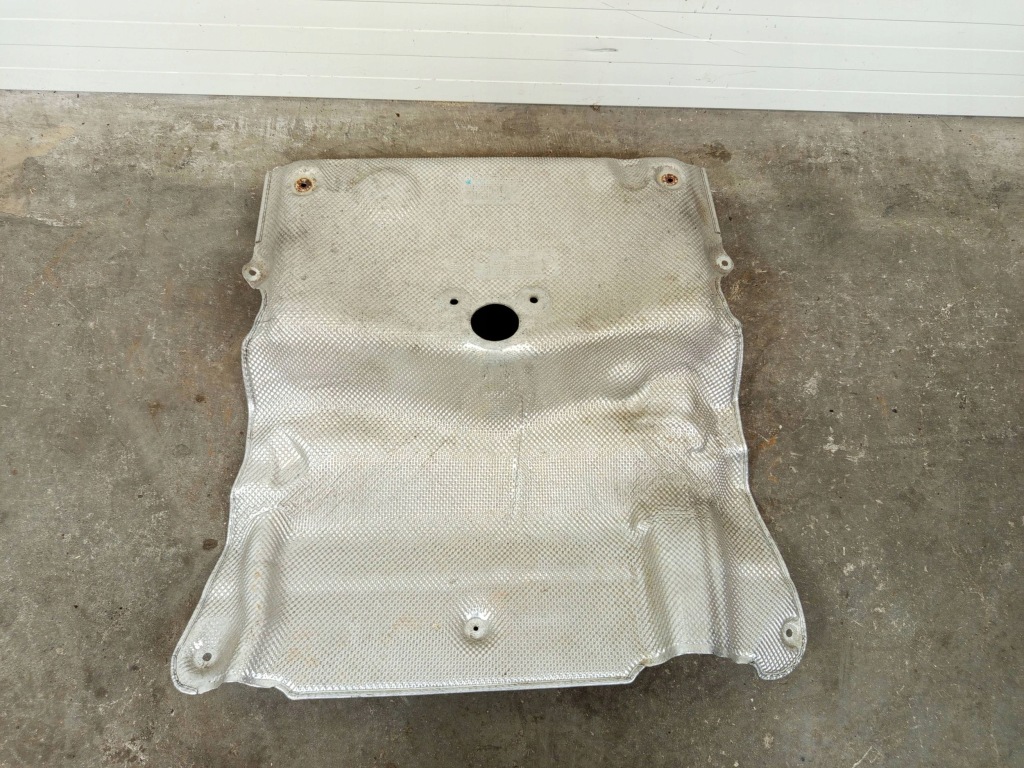 фото №1, Bmw m3 g80 g81 m4 g82 g83 защита алюминиевая тепловая 8070511