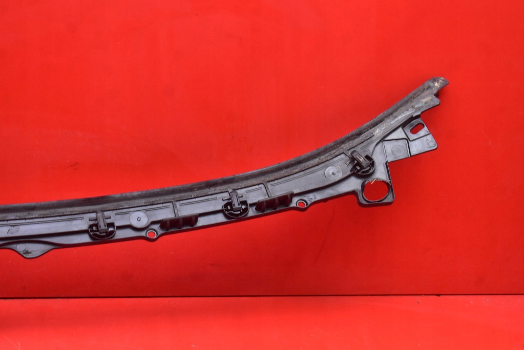 Жабо eu 51717184563 bmw f01 рестайлинг  12-15 Киев