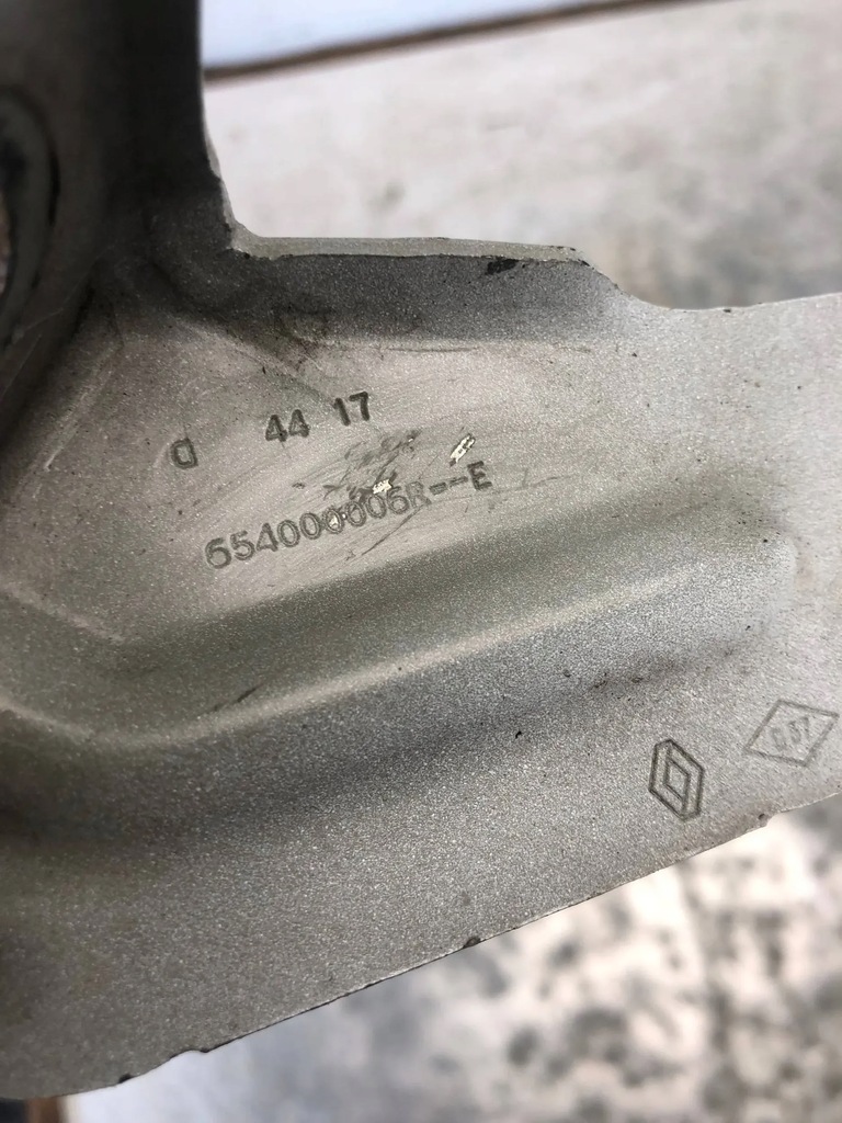 фото №3, Петлі капот renault master iii 654000006r 654010006r