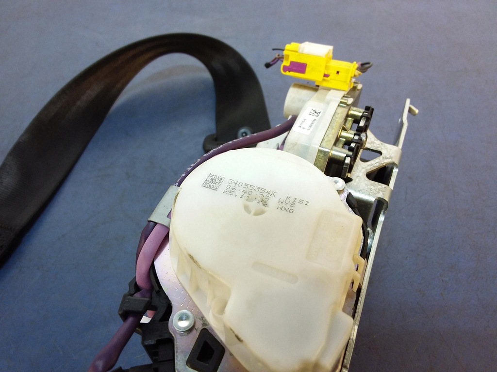 фото №5, Audi a8 d4 ремни правый przóð правый 4h0857706