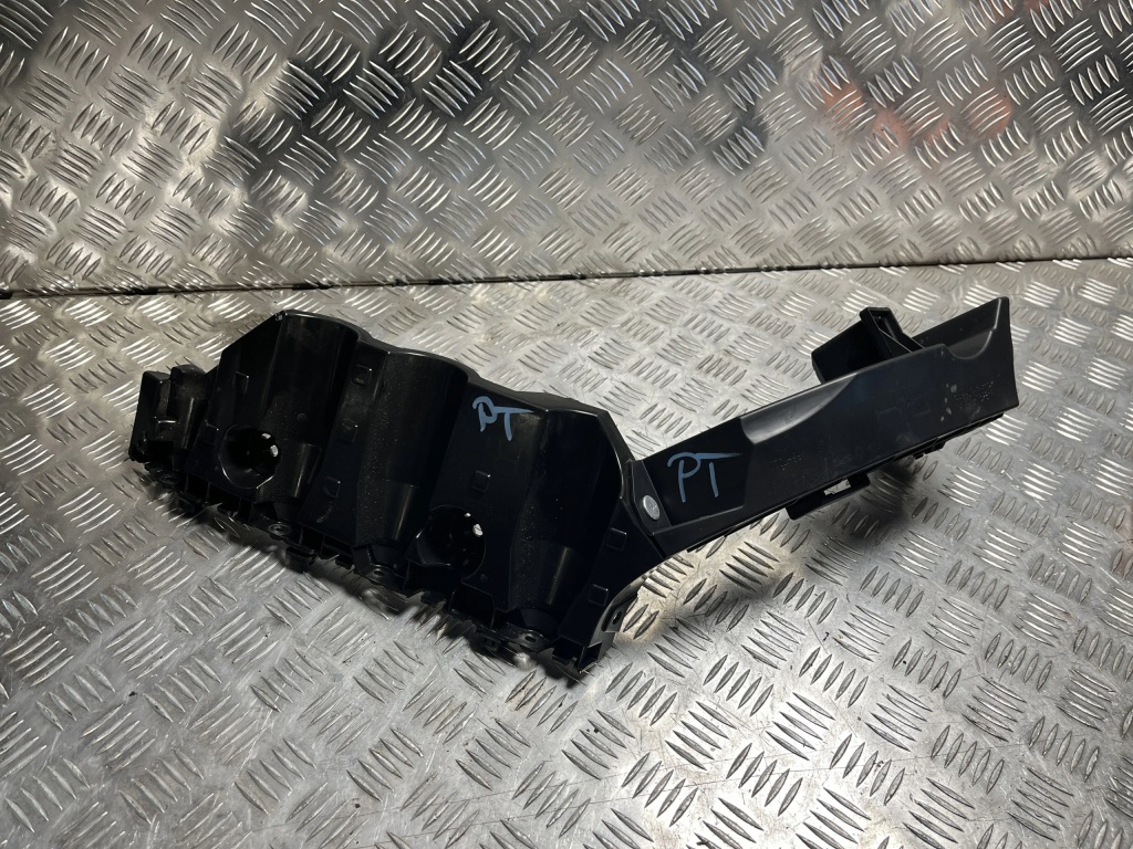 Купити Напрямна кронштейн бампера правий задня renault arkana lift 23-