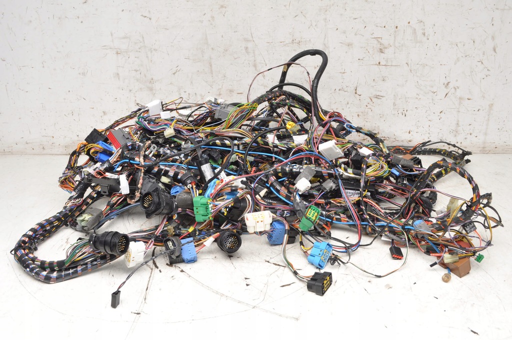 фото №1, Db7 vantage 5.9 жгут электрическая салона