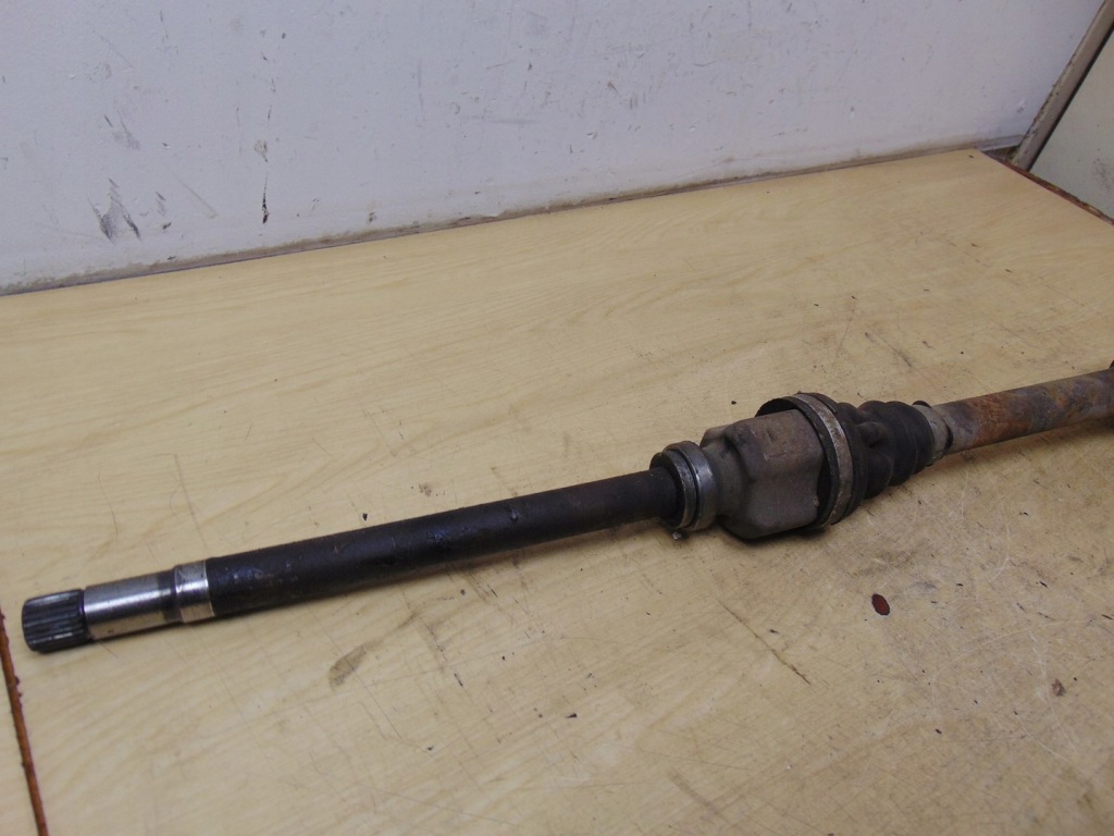Приводной вал правая перед citroen c4 2 b7 1.6 hdi Недорого