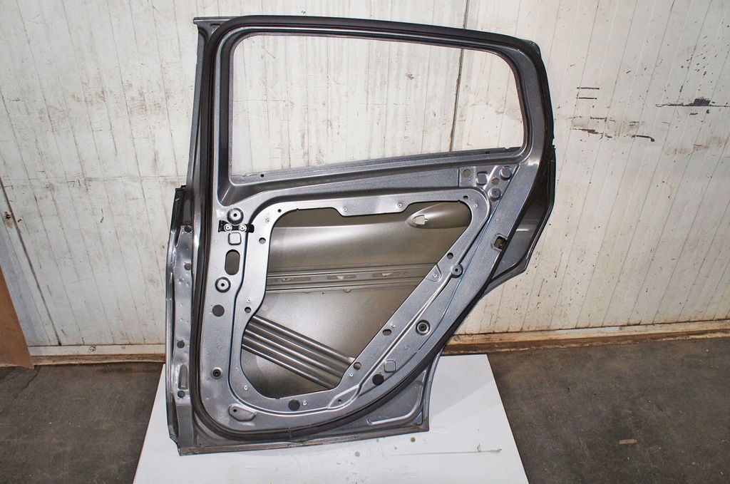 фото №8, Ud393 infiniti q30 ^ двері правий задня graphite shadow металік kad хетчбек