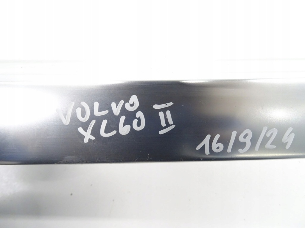 Рейлинги кровельные комплект volvo xc60 2 32216815 32216816 Оригинал