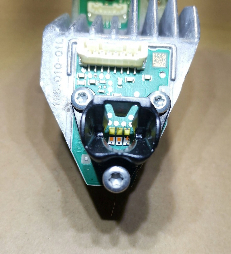 фото №4, Модуль led jeż drl 19801001l 198.010-01l