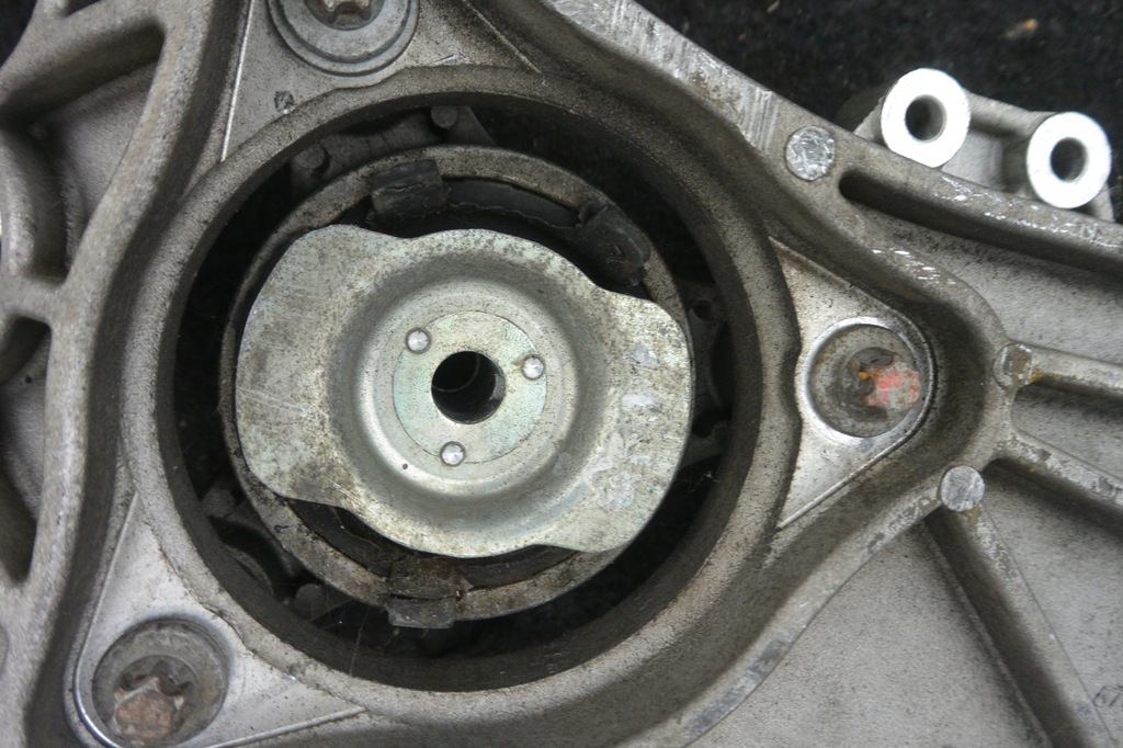 фото №6, Кронштейн коробки 3.0b maserati quattroporte ghibli