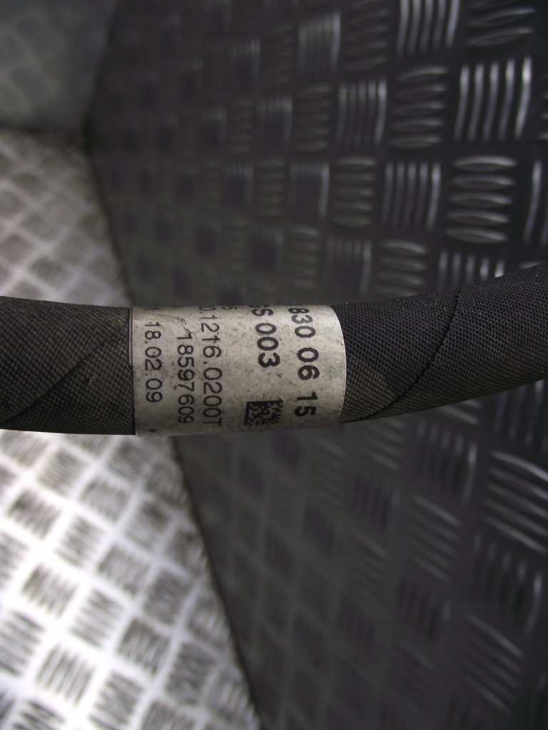 фото №3, Mercedes-benz оригінальний номер a2048300615 шланг кондиціонера