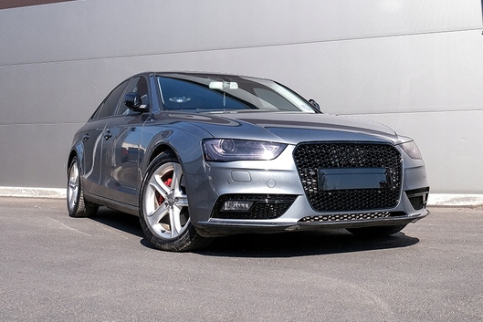 фото №12, Audi a4 b8 lift решітка радіатора решітка радіатора rs + заглушки протитуманних фар чорний блиск black