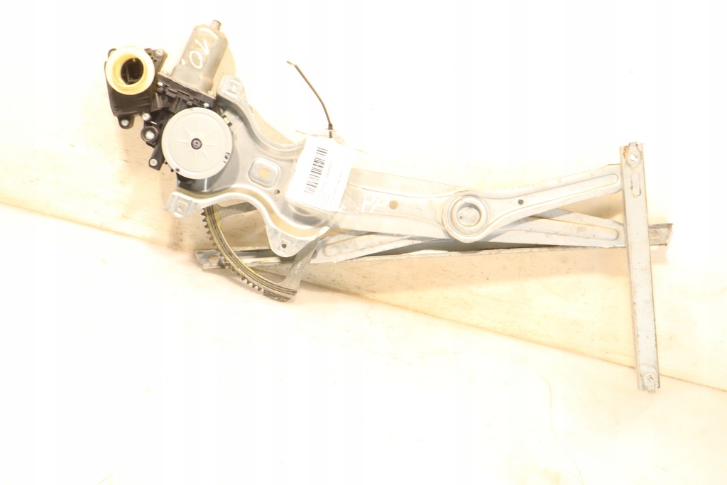 фото №1, Механизм окон правый перед toyota verso lift