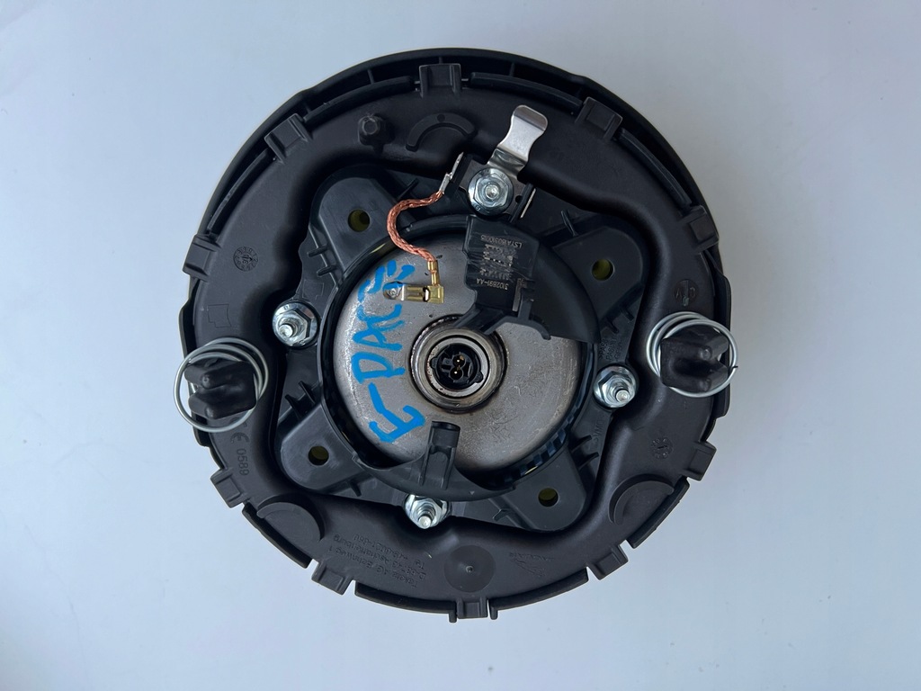 фото №11, Панель приладів консоль подушка безпеки ремені jaguar e-pace