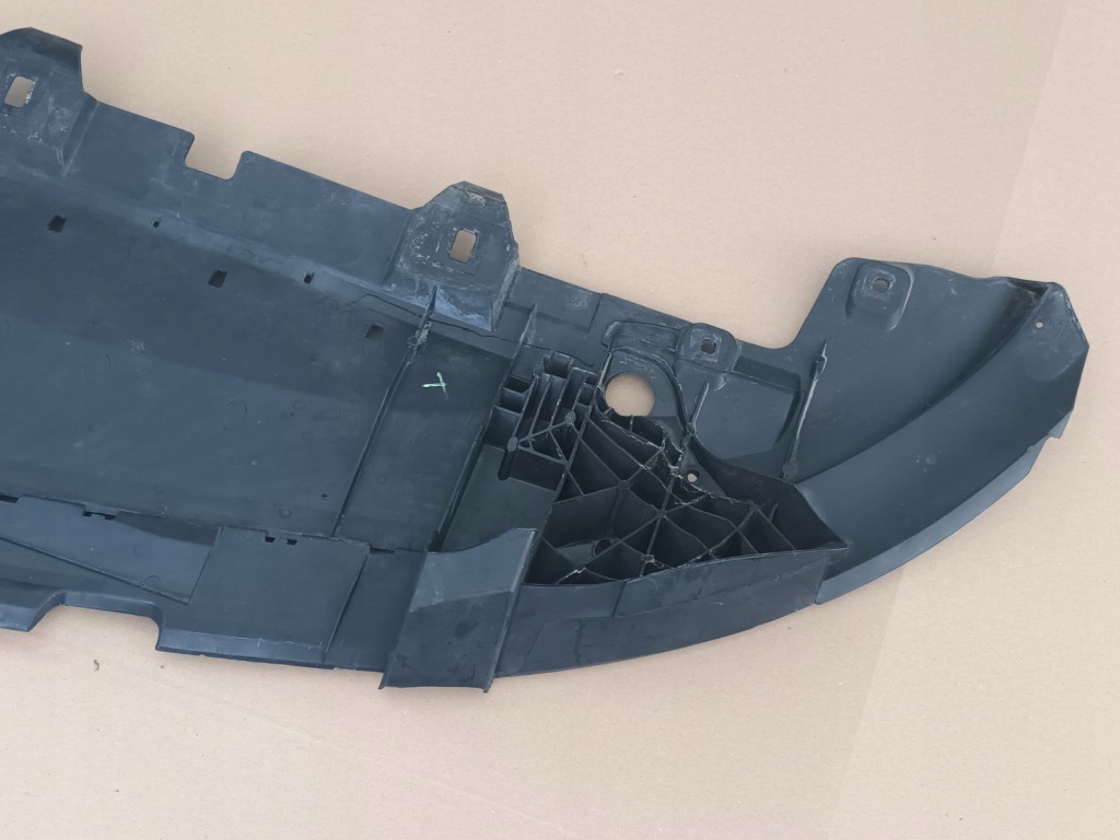 фото №9, Захист плита pod бампер mercedes a-klasa amg w176 перед