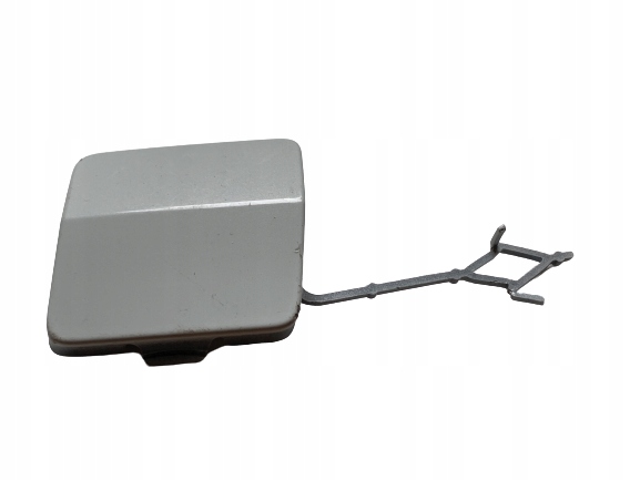 фото №1, Skoda scala 19- заглушка бампера фаркоп задняя