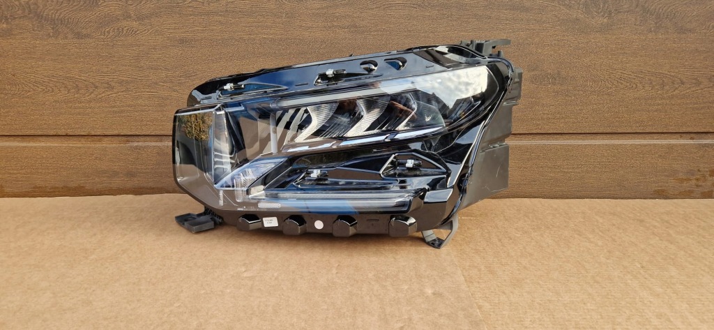 Купити Citroen c3 iv 24- фара ліва перед передня full led 9851349180