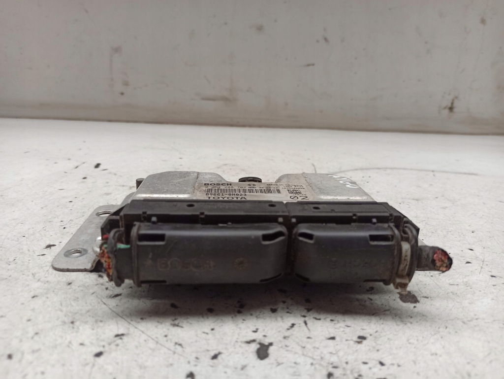 фото №14, Toyota aygo бортовой компьютер блок управления 89661-0h023