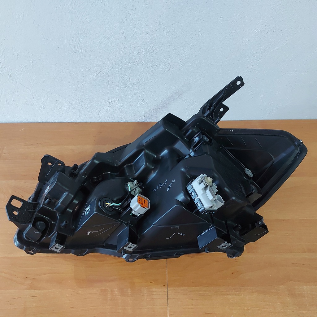 фото №6, Suzuki sx4 s cross лампа права full led