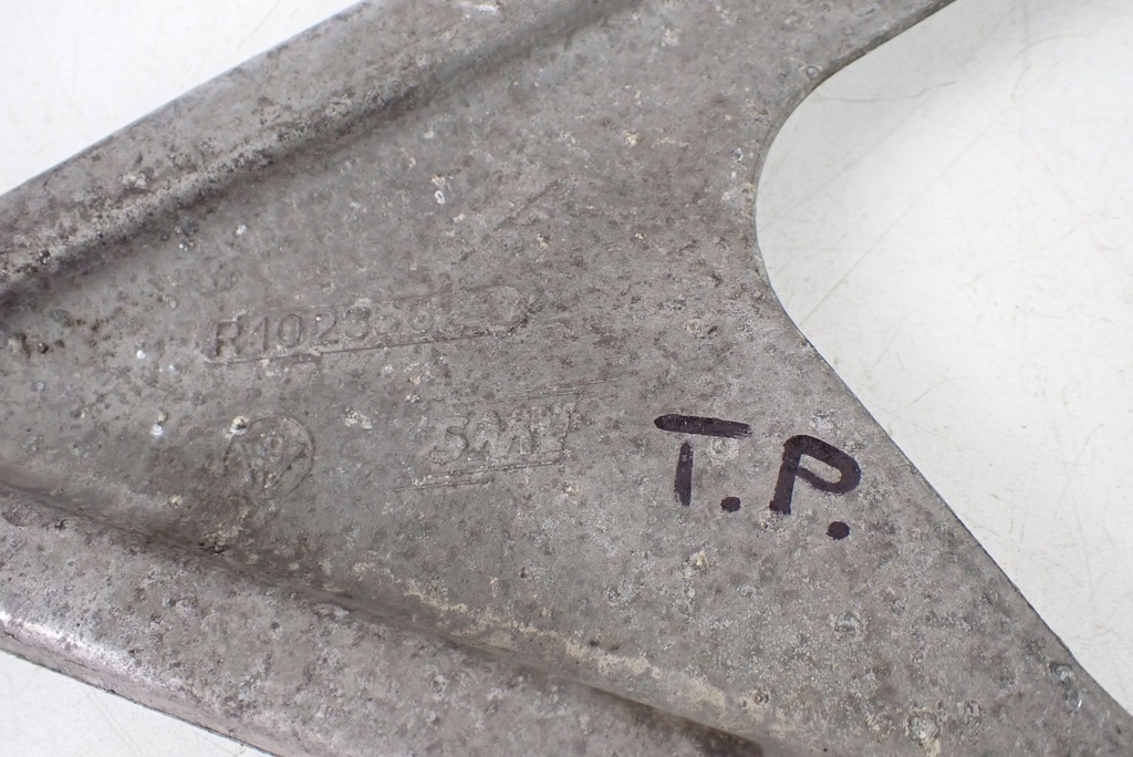 фото №5, Важіль правий верхній задня chevrolet corvette c5