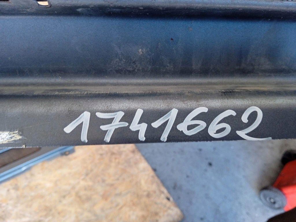 фото №4, Решётка радиатора нижняя plaster соты перед scania r p