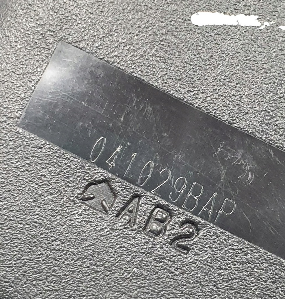 фото №4, Клипса поперечина правый задняя задняя mazda rx-8 rx8 041029