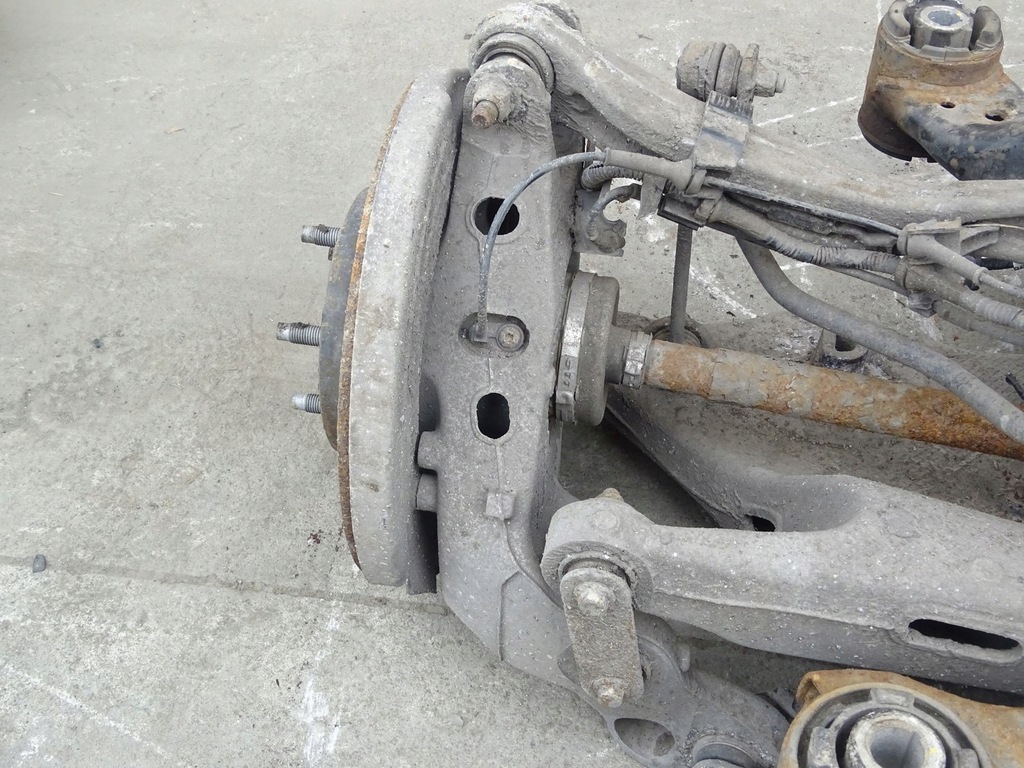 фото №8, Підвіска задня підрамник підрамник підрамник jaguar xe 2.0 d r-sport 16r