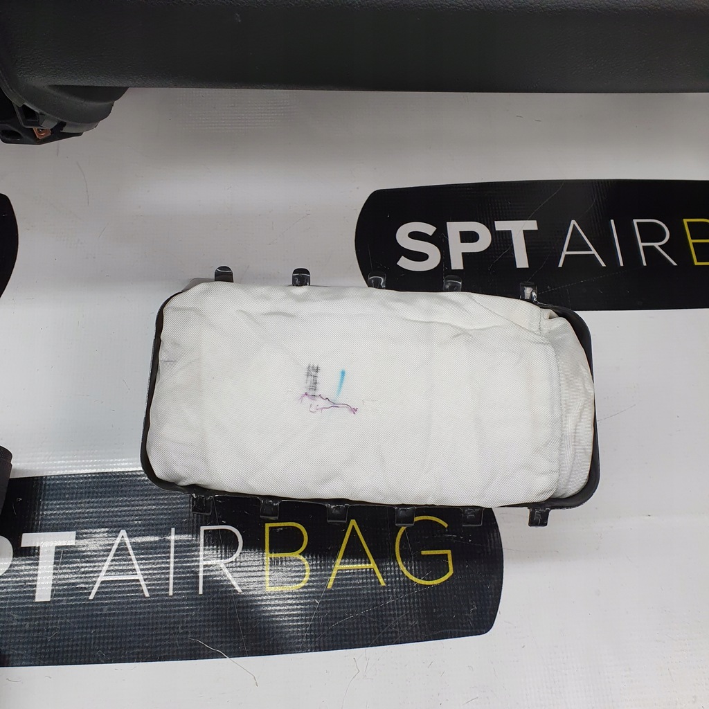 фото №9, Dodge dodge ram шкіра панель приладів консоль pulpit подушки безпеки подушка безпеки ремені stare повернення