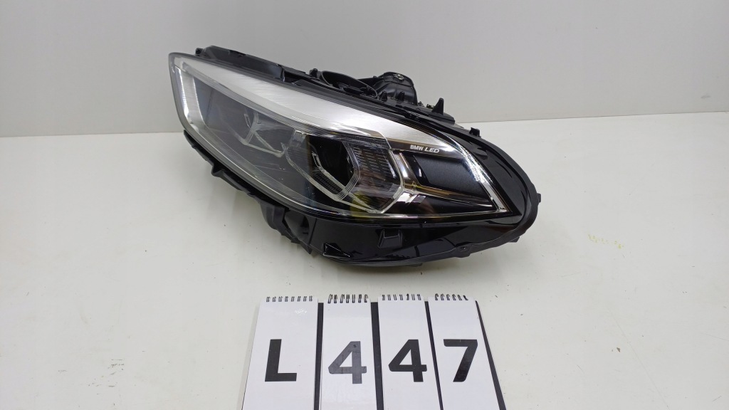 фото №1, Bmw 1 f40 лампа левый перед