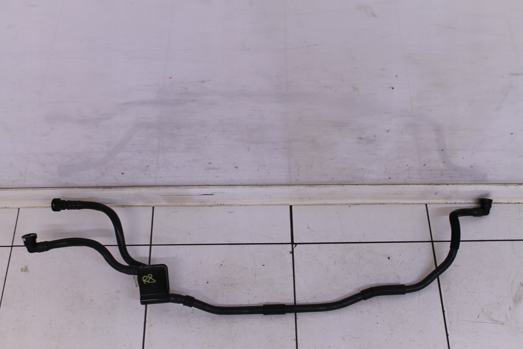 фото №1, Audi r8 ii 16r- 5.2 fsi шланг вентиляційний