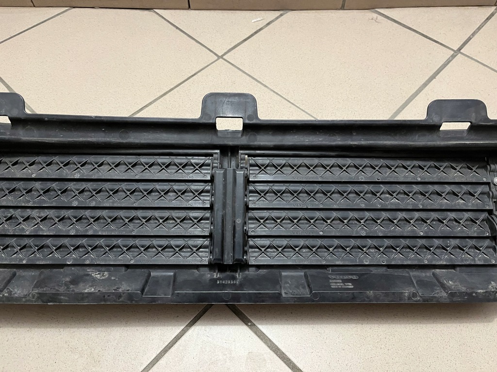 фото №10, Жалюзі шторка впуск повітропровід повітря volvo xc60 xc-60 ii 2 17- 31425366