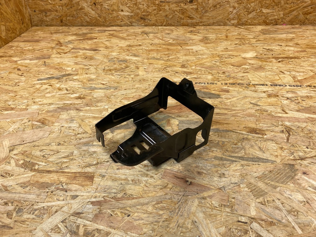 фото №8, Кронштейн додаткового акумулятор volvo xc40 32132005 2017-