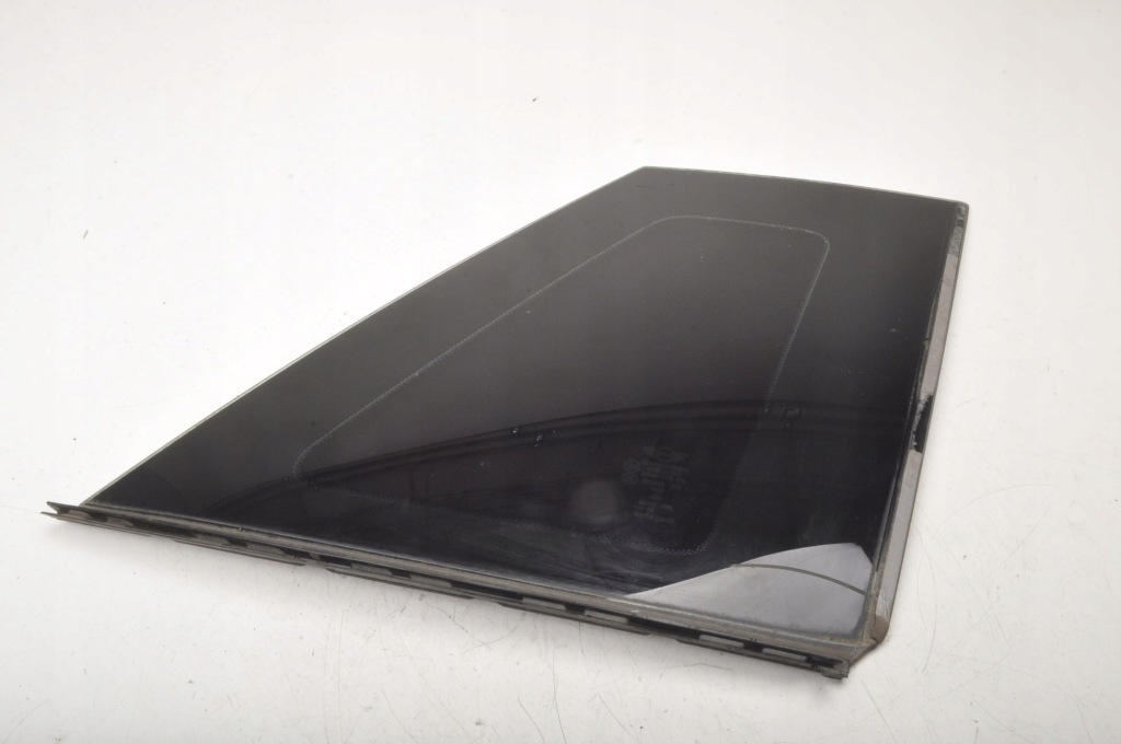 фото №1, Mini f55 скло кузовна правий задня задня