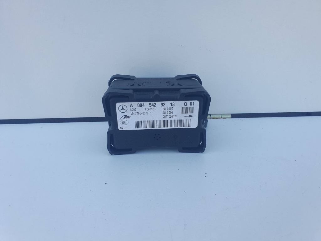 Mercedes c klasa 203 w203 0045429218 датчик швидкості обертання модуль esp Недорого