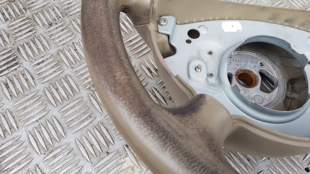 фото №7, Mercedes w163 ml воздуховод кожаный