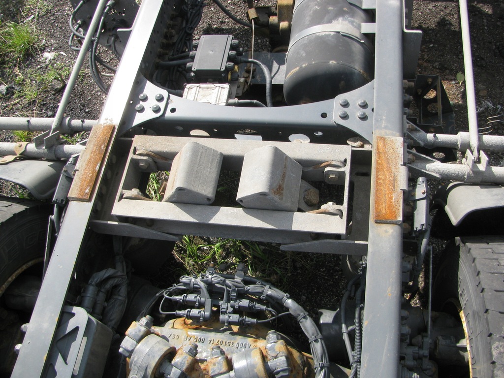 фото №7, Mercedes actros mp4 рама обшивка bdf wecon.