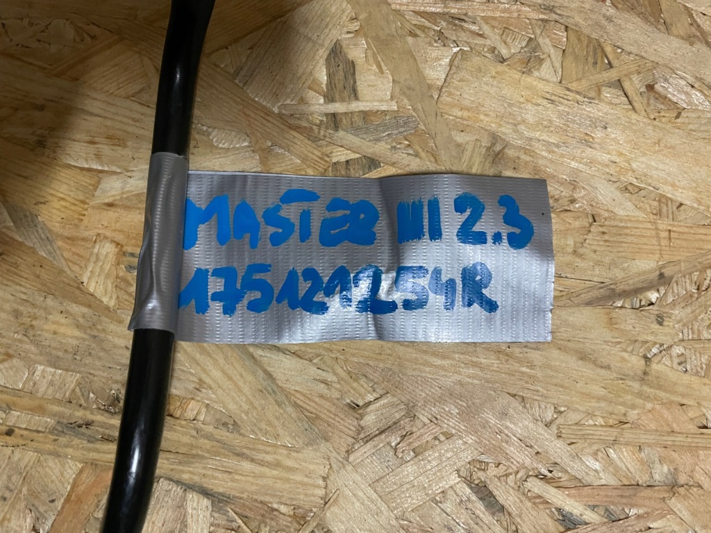 Шланг трубка топлива renault master iii 3 2.3dci 175121254r Цена