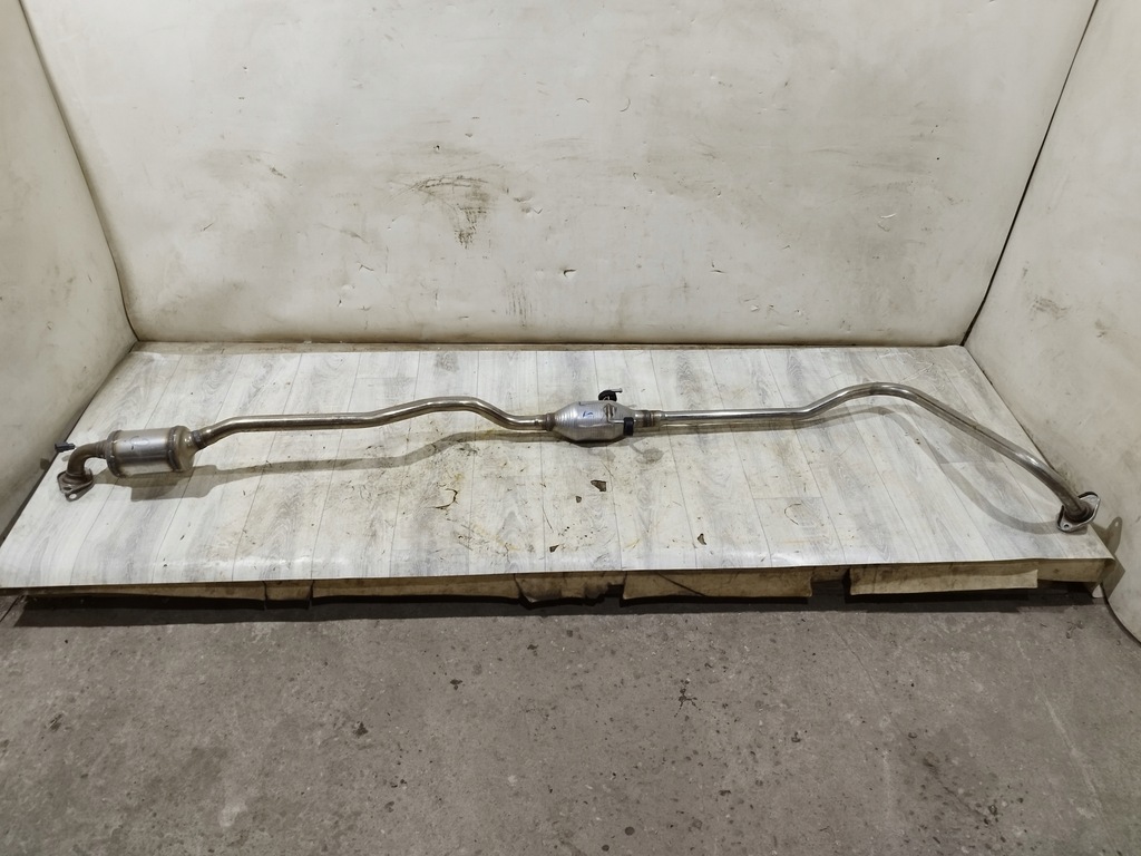 фото №1, Toyota aygo x гаситель средний труба датчик лямбда-зонд